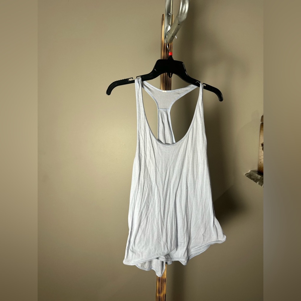 Lululemon Light Gray Racerback Tank Top Size 6 - Picture 3 of 9